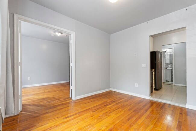 Building Photo - 108 Waldo Ave