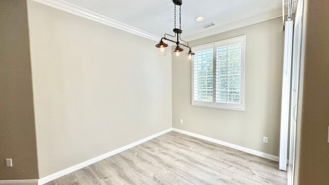 Building Photo - Beautiful, Newer, Townhome with Attached 2...