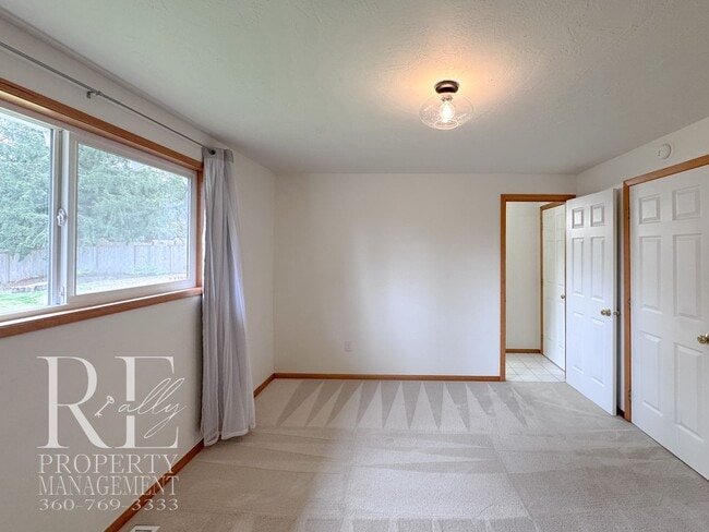 Building Photo - Bright & Spacious Single-Level Home with Dual Living Areas