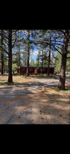 Building Photo - 14742 Bluegrass Loop