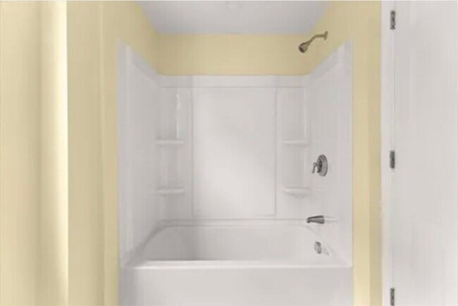 Building Photo - 29 St Casimir Ave