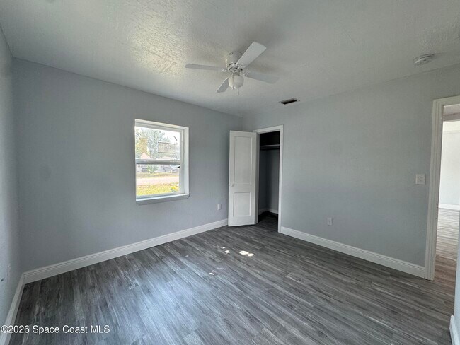 Building Photo - 508 Carolina Ave