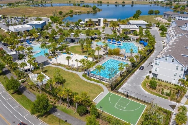 Building Photo - 10581 Marconi Ave