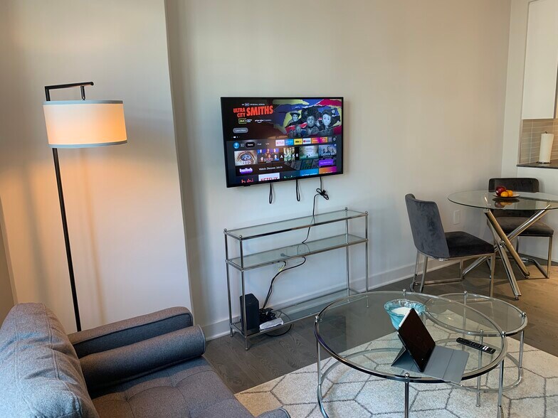 Building Photo - 70 N St SE