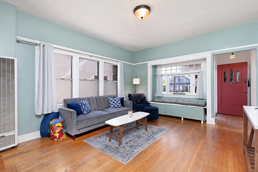 Building Photo - 1421 29th St