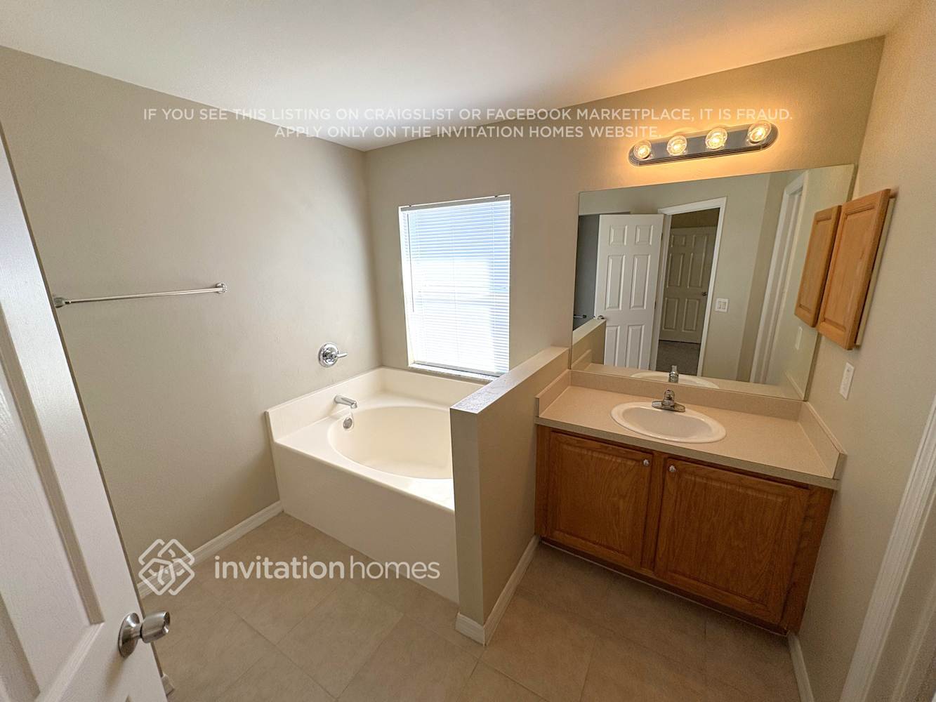 Building Photo - 2511 Mauritania Rd