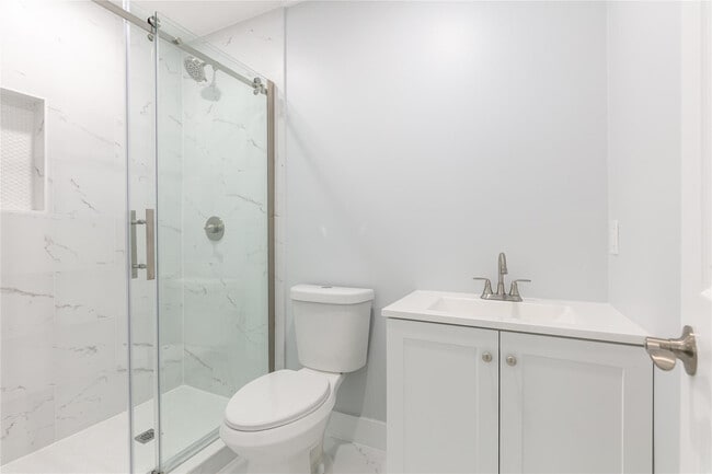 Building Photo - 13401 SW 83rd Ave
