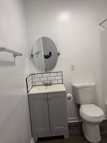 Building Photo - 659 Pegram St