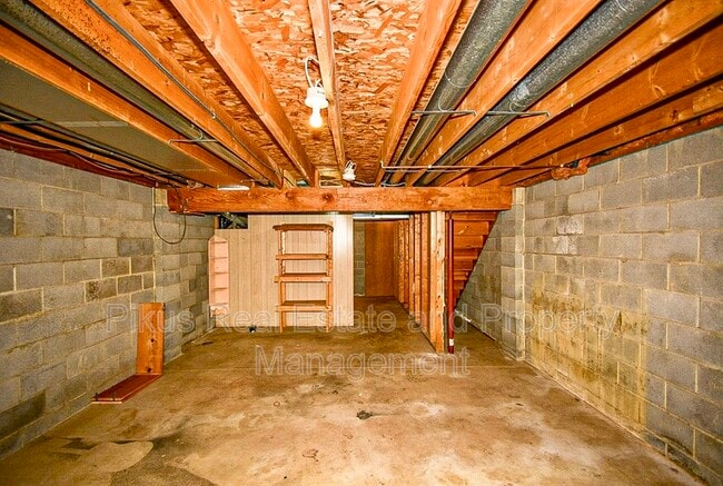 Building Photo - 2008 Redwing Dr