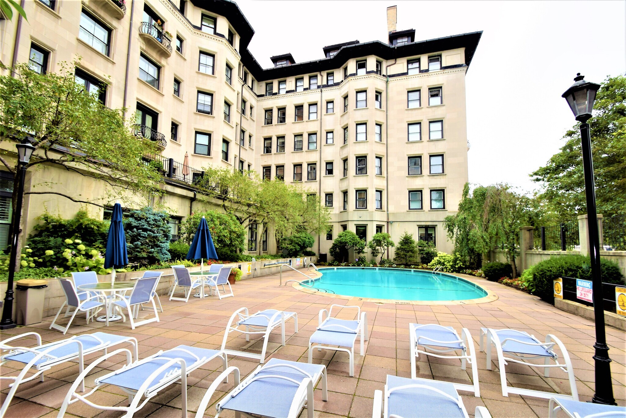 Building Photo - 416 Commonwealth Ave