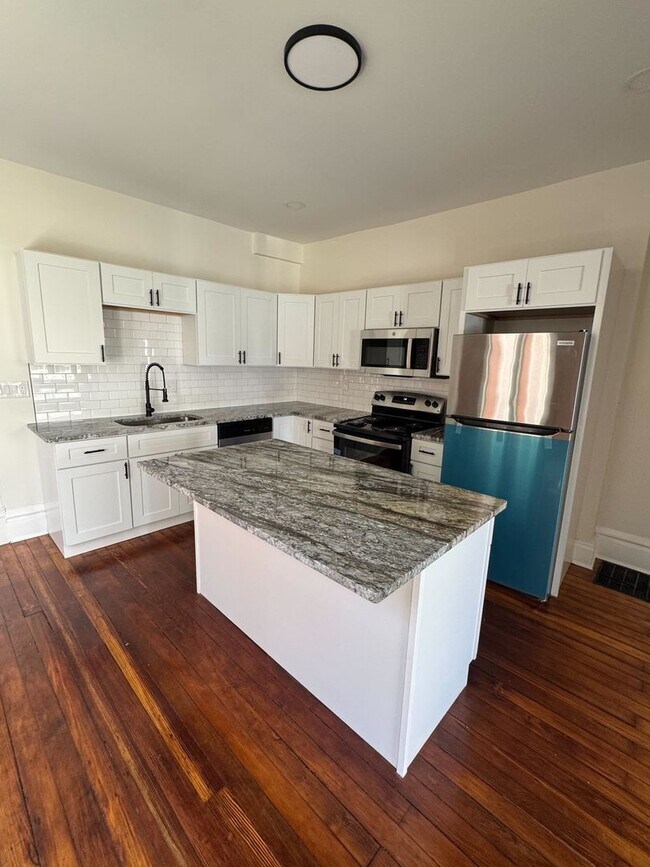 Building Photo - Wonderful 3/2 Home in the Heart of Columbus!