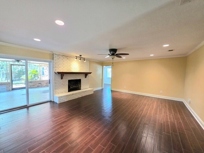 Building Photo - Spacious 3-Bedroom Ranch-Style Home