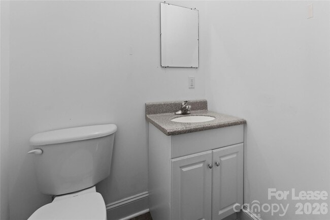 Building Photo - 578 Normandy Rd