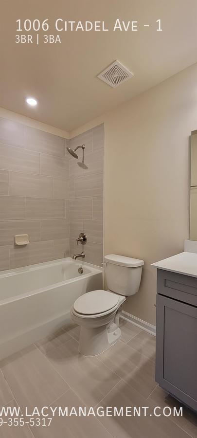 Building Photo - 1006 Citadel Ave