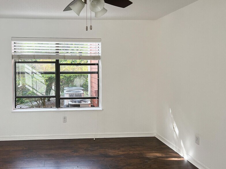 Building Photo - 11901 4th St N