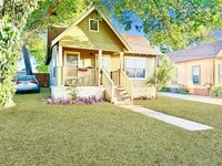 Building Photo - 1707 E 21st St