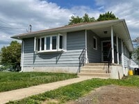 Building Photo - 130 Hazel Ave