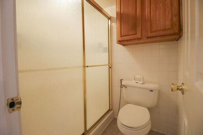 Building Photo - 3 Bed | 2 Bath | Tulsa