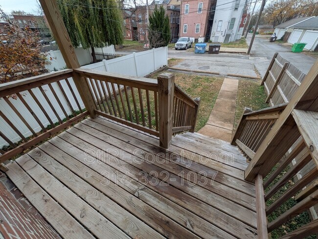 Building Photo - 2012 Oregon Ave