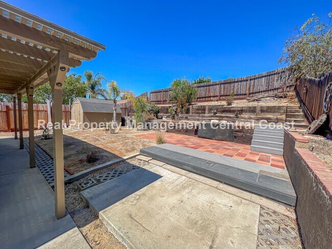 Building Photo - LEASE PENDING - Spacious Home in Nipomo - ...