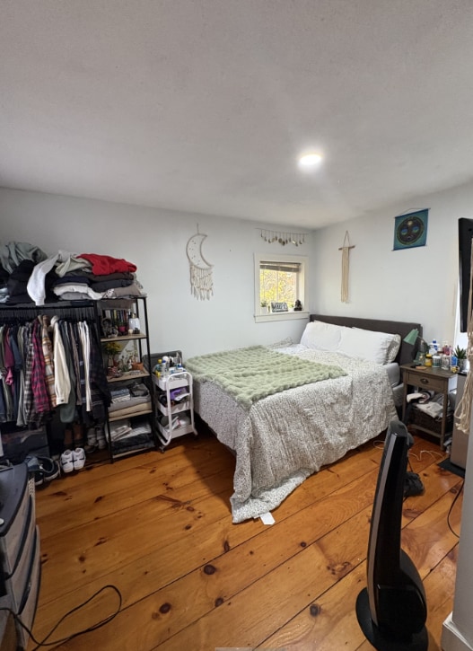 Building Photo - 11 Eames Pl