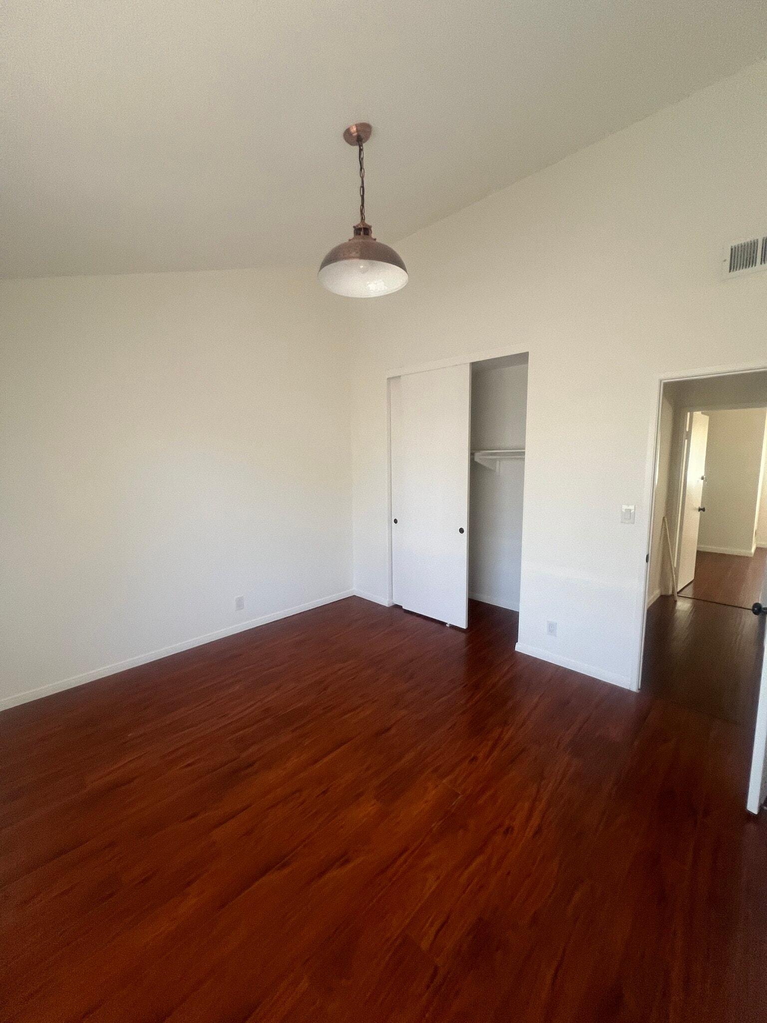 Building Photo - 8470 Winnetka Ave