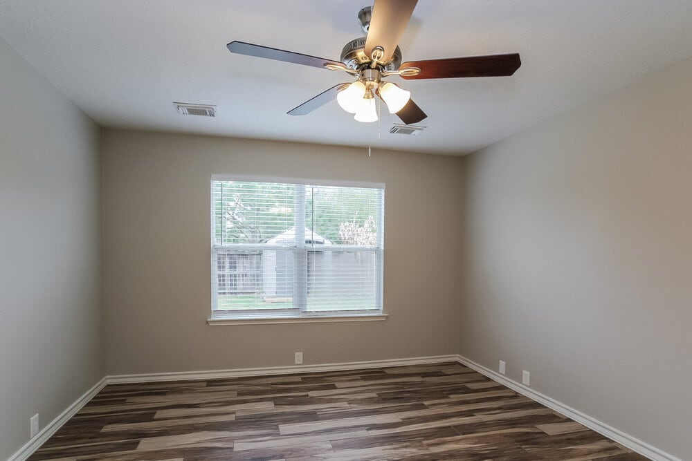 Building Photo - 18207 Trinity Knoll Way