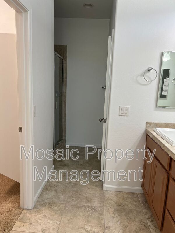 Building Photo - 3731 Aspen Ave