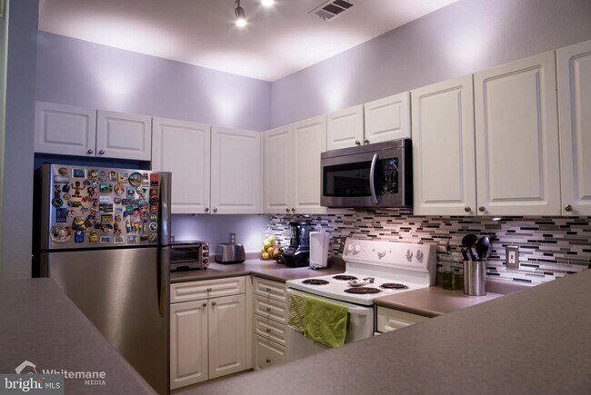 Building Photo - 3009 Nicosh Cir