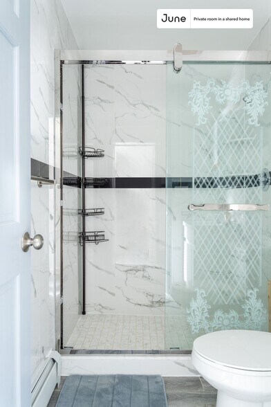 Building Photo - Room in Shared 4 bed/2 bath home