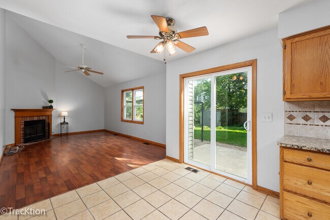 Building Photo - 3081 Barnstable Ct