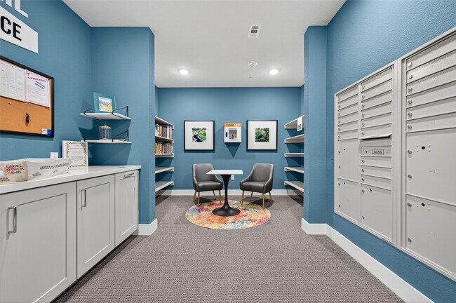 Building Photo - 6804 Westview Dr
