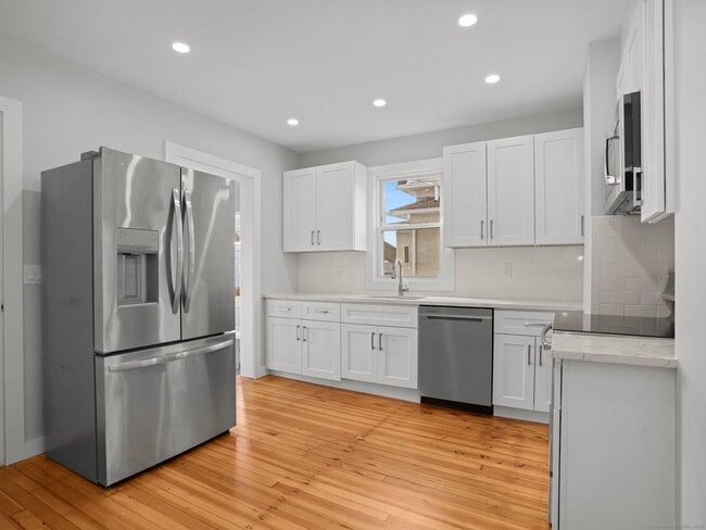 Building Photo - 29 Redfield Rd