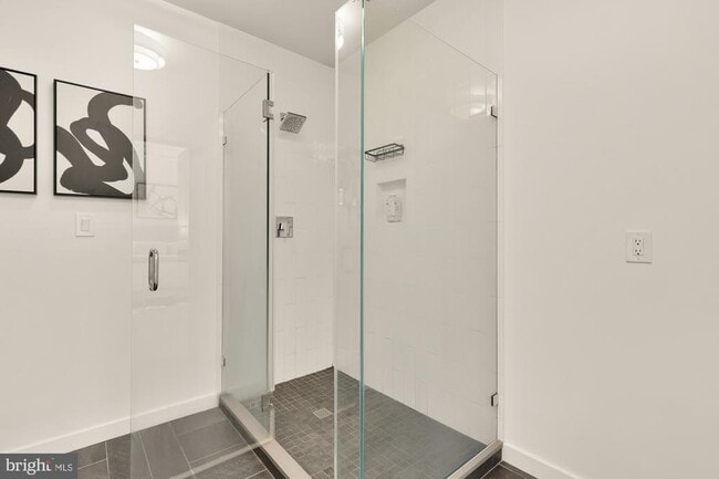 Building Photo - 1700 Kalorama Rd NW