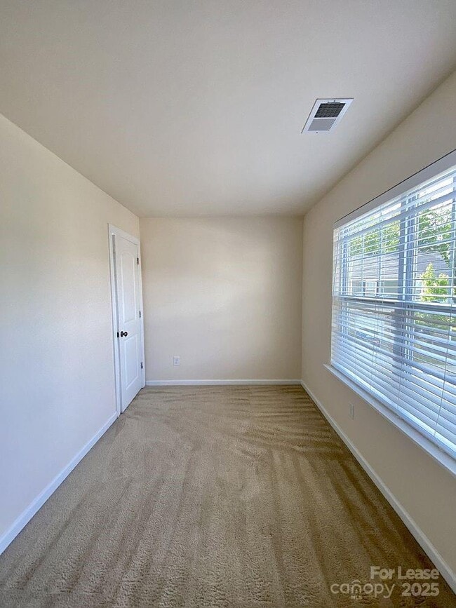 Building Photo - 4704 Pepperstone Ln