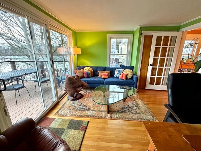 Building Photo - 157 Riverview Ave