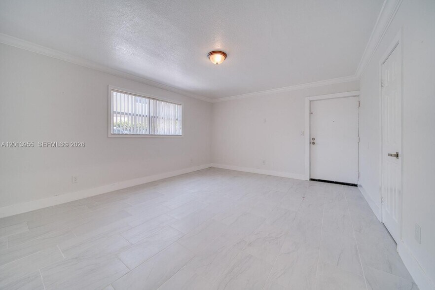 Building Photo - 7101 SW 89th Ct