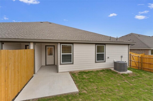 Building Photo - 18609 Cremello Dr