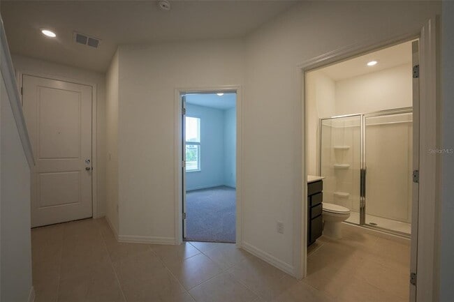 Building Photo - 4565 ORCHARD VIEW Aly