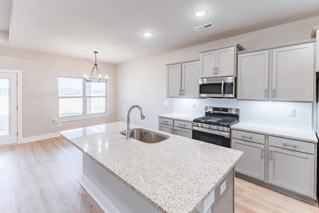 Building Photo - 6030 Margie Collins Dr SE
