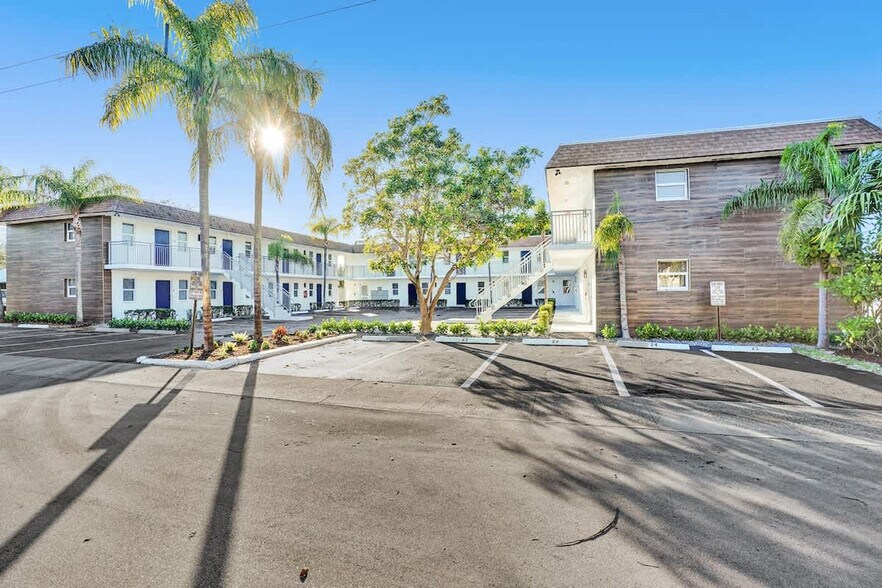 Building Photo - 50 Davie Blvd