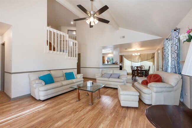 Building Photo - 4601 Castleman Dr