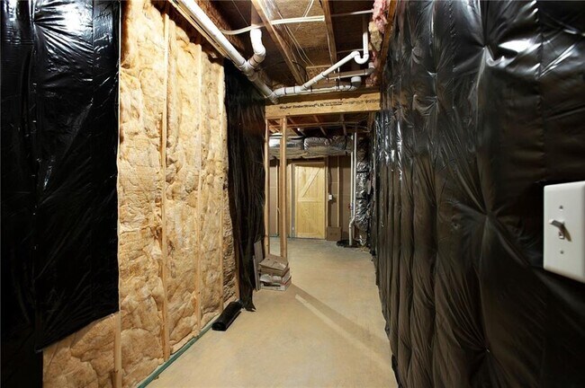 Building Photo - 309 Trappers Bluff