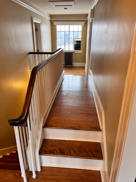 Building Photo - 30 Jay St