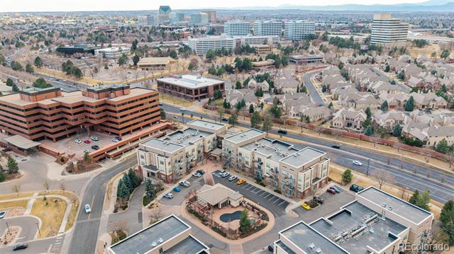 Building Photo - 5677 S Park Pl