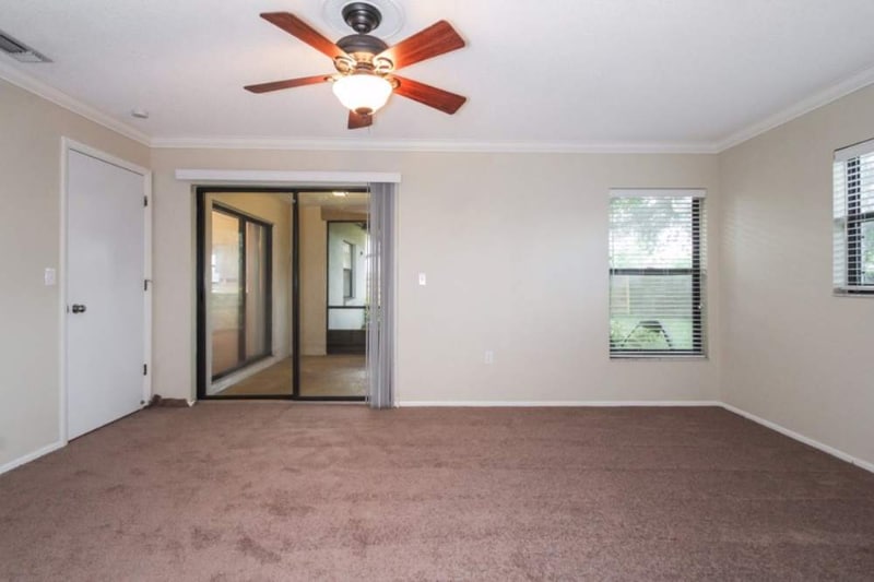 Building Photo - 7812 38th Ct E