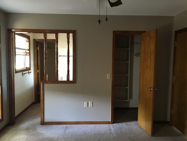 Building Photo - 6274 Chickasawhay St