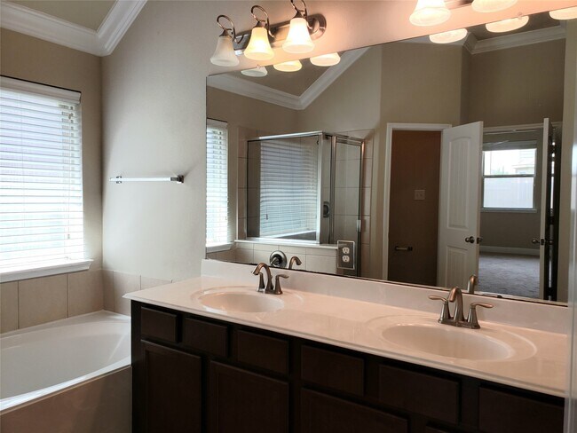 Building Photo - 9515 Bosque Hills Ct