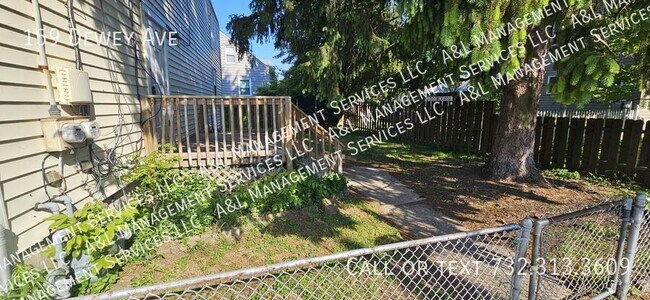 Building Photo - 159 Dewey Ave
