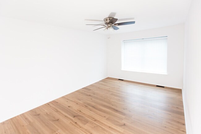 Building Photo - 212 Westchester Ct